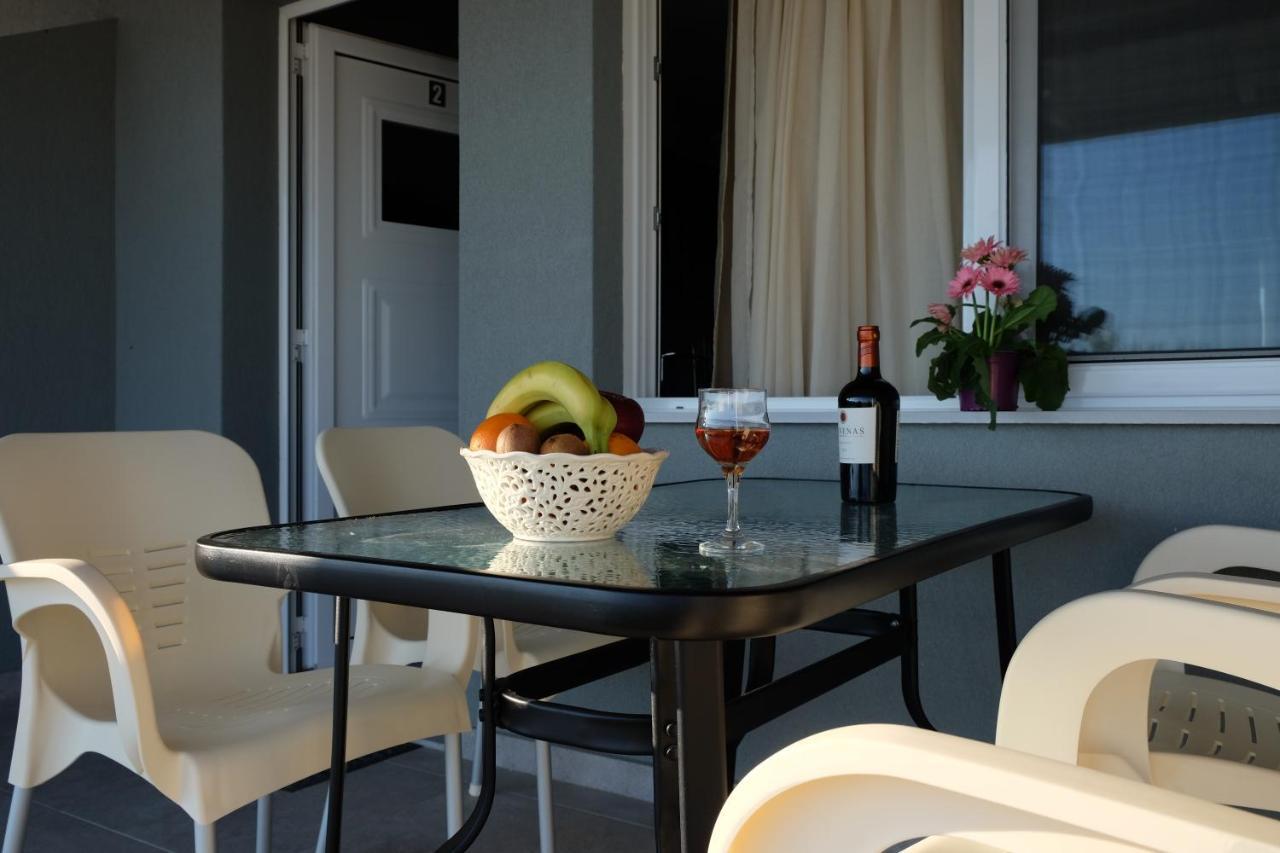 Onar By The Sea Luxurious Apartments Flogita Buitenkant foto