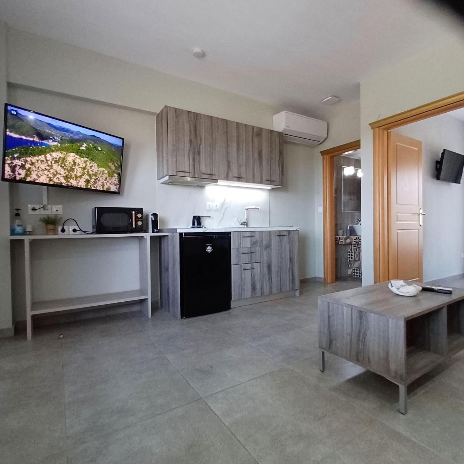 Onar By The Sea Luxurious Apartments Flogita Buitenkant foto